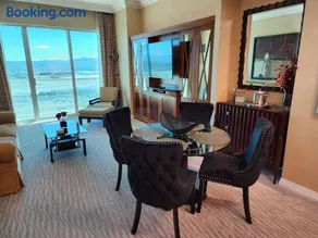 MGM Signature Suites 1BR Corner Penthouse Suite/Balcony 31st Floor - Image 3