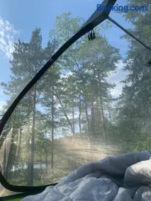 Svevetelt på privat holme - Image 3