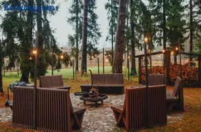 Pine house with sauna and hot tub - Image 4