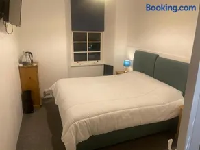 Queensberry arms hotel - Image 3