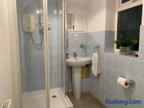 75ers private room - Image 5