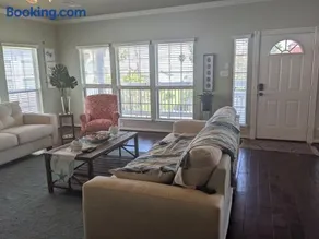 Portofino House - Seabrook - 3 Bed 2 Bath Hot Tub - Image 3