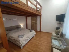 Széchenyi Apartman - Image 1