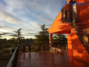 Casa naranja - Image 2