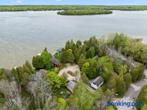 Sunset Shores - Lakeside Cabin #1 by Simple Life Rentals - Image 3