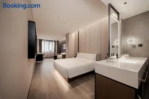 Atour Hotel -Fujian Avenue, Hongtang Metro Station, Fuzhou - Image 2