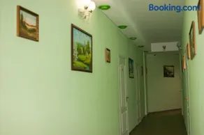 Art Galery Hostel - Image 5