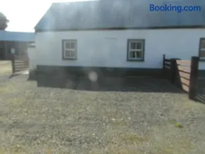 Country Studio - Image 1