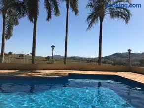 Chácara das Palmeiras - Piscina, Churrasqueira e Campo - Image 2