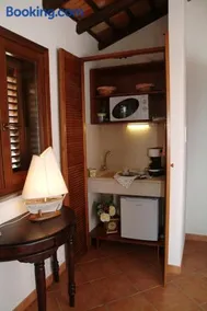 Punto de Vista B&B Makari - Image 1
