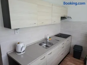 APARTMÁN ROŽŇAVA city & parking - Image 4