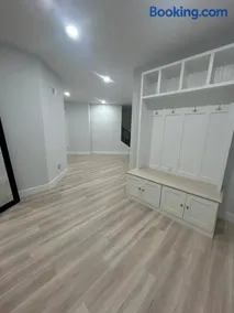 Private and Spacious 2BR Walkout Lower Level w Elevator near Metro and Tysons Corner - Image 3