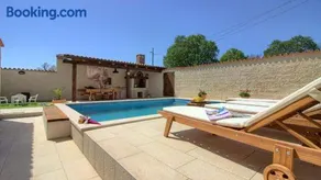 Charming villa Eleonora with pool near Pula - Image 1