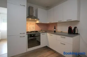 Gospic Riverside Apartment - Image 4