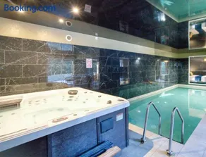 Villa 2pers Lorgues Piscine, Spa, Hammam - Image 2