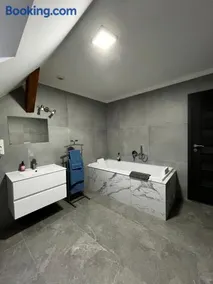 Wellness Apartmán 3KK s vířivkou a saunou - Image 1