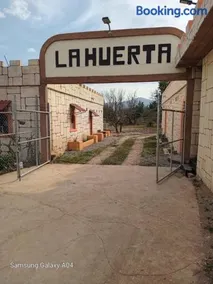 LA HUERTA Cabaña y Hospedaje - Image 1