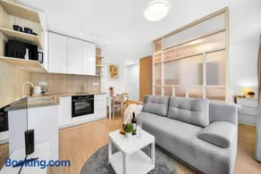 BNB Apartment near BTS Airport - Image 3