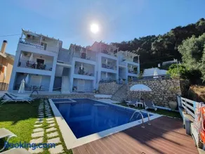 Mediterraneo Resort - Image 1