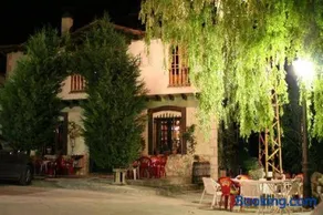 Hotel Rural Pantano de Burgomillodo - Image 1