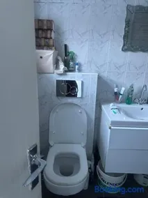 Cosy room in a private house - Image 2