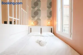 Stadium Pink Loft 5min Rer near Paris - Image 2