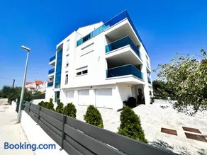 The Place Apartments - Image 2