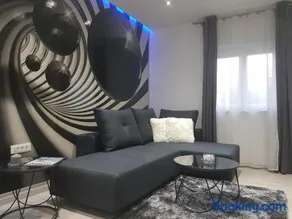 Palladium City Center Apartments - Image 2