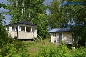 Guesthouse on an Island - Image 2