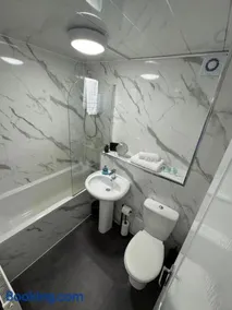 Chapelhall Contractor Stay - Image 5