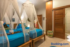 Absolute Beach Front Villa - Image 5