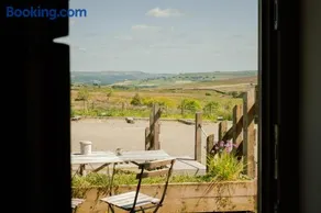 Daisy Bank Camp - Image 3