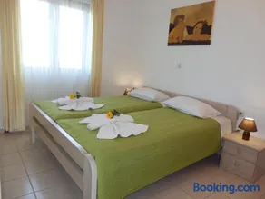Maro Suites - Image 2