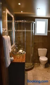 Marathon Eco Stay - Image 5