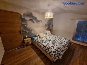 Maison 2 chambres avec extérieur et jacuzzi - Image 3