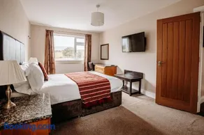 Mountain View Lodge - Image 2