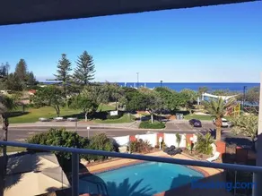 Casablanca Beachfront Apartments - Image 2