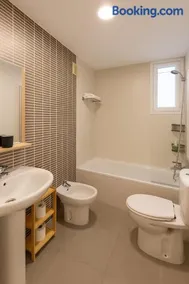Area Suites - Image 4