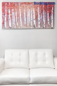 ENTIRE 2 BEDROOM APARTMENT UPTOWN WATERLOO - e1 - Image 3