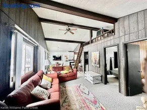 Lakeside Loft - Walk to Lighthouse County Park - Image 1