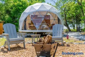 Stargazing domes on a farm - Image 1