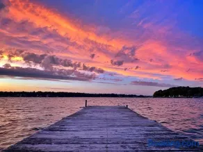PRIVATE COTTAGE GETAWAY On LAKE SIMCOE - Image 2
