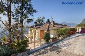 Villa Vista Lago With Pool - Image 2