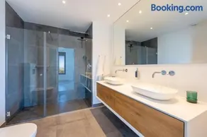 Modern Marbella Villa, Pool, Ocean & Mountain View - Image 2
