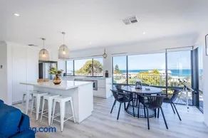 Wildwood, ocean views to the horizon - Image 3