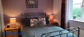 Cosy Retreat - house with double bedroom - Image 3