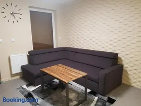 Nowoczesny Apartament w Centrum - Image 2