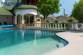 Levendula Resort és Rendezvényközpont - Image 1
