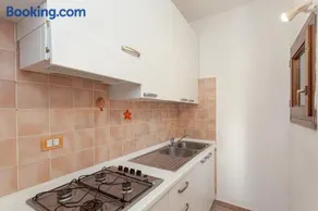 San Teodoro House With Garden - Image 4