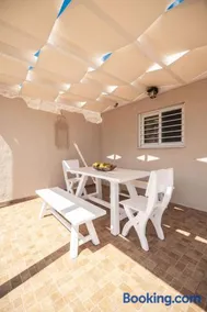 Serenitas, family house with great views - Image 5